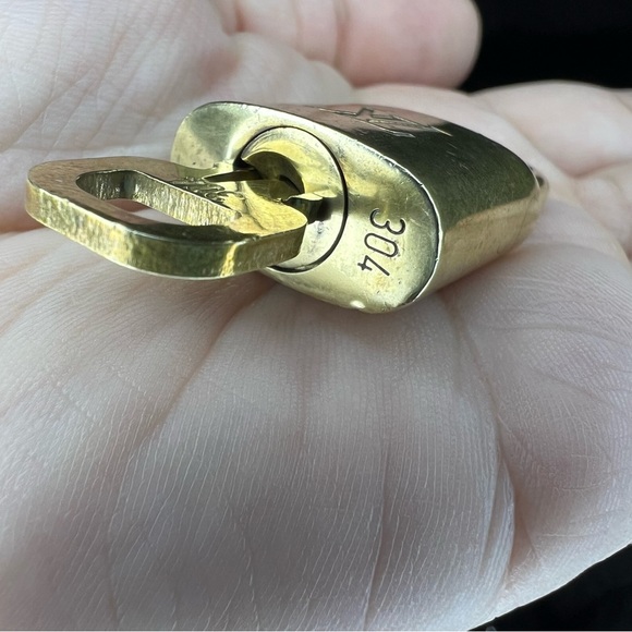 Louis Vuitton Gold Tone Lock with Key Numbered 304 - Picture 3 of 3